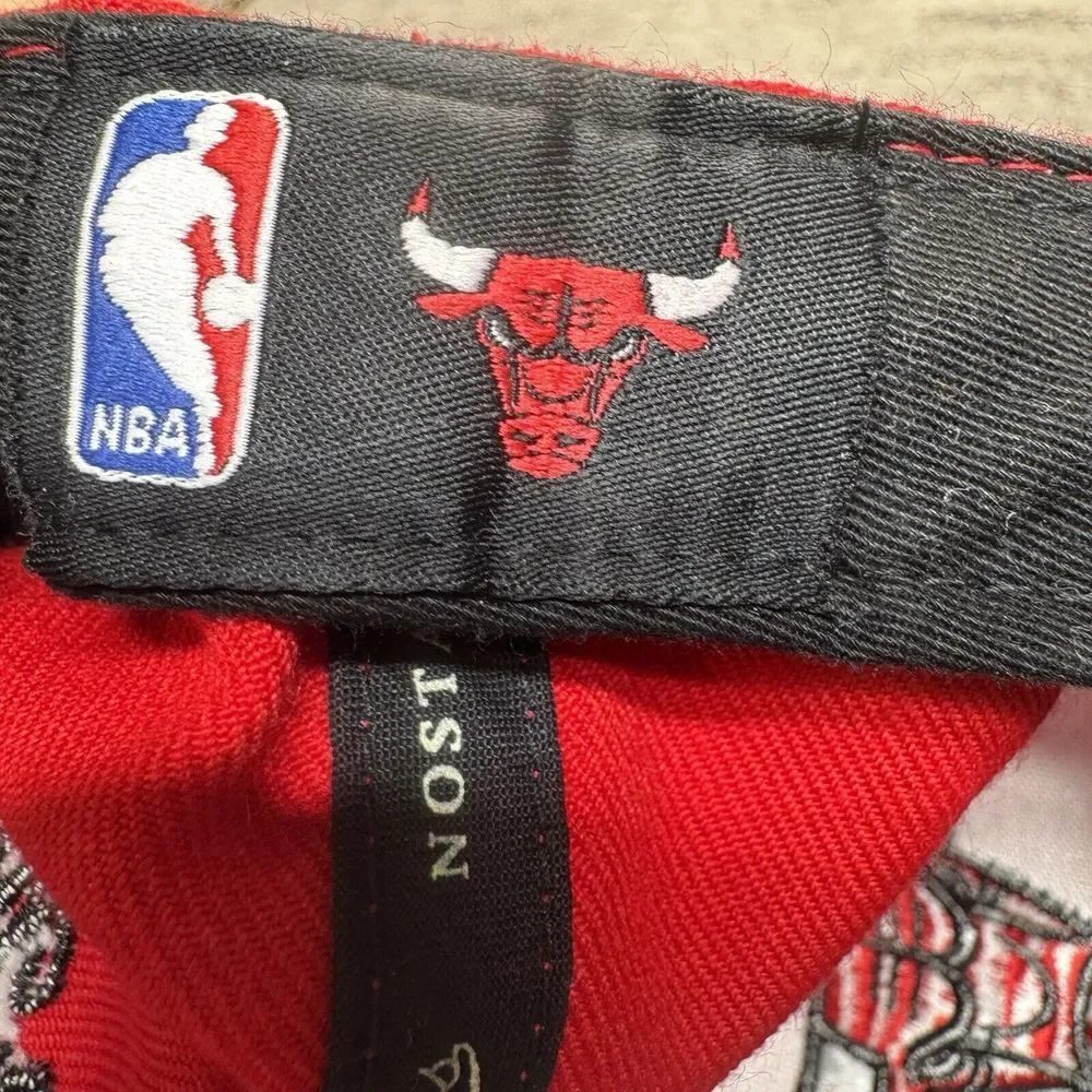 Chicago Bulls Snapback Hat Red Mitchell & Ness Cap Blue Brim Stars‎
